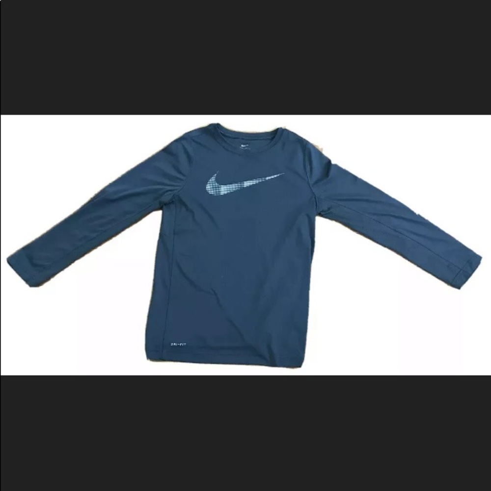 Cool grey Nike long sleeve shirt